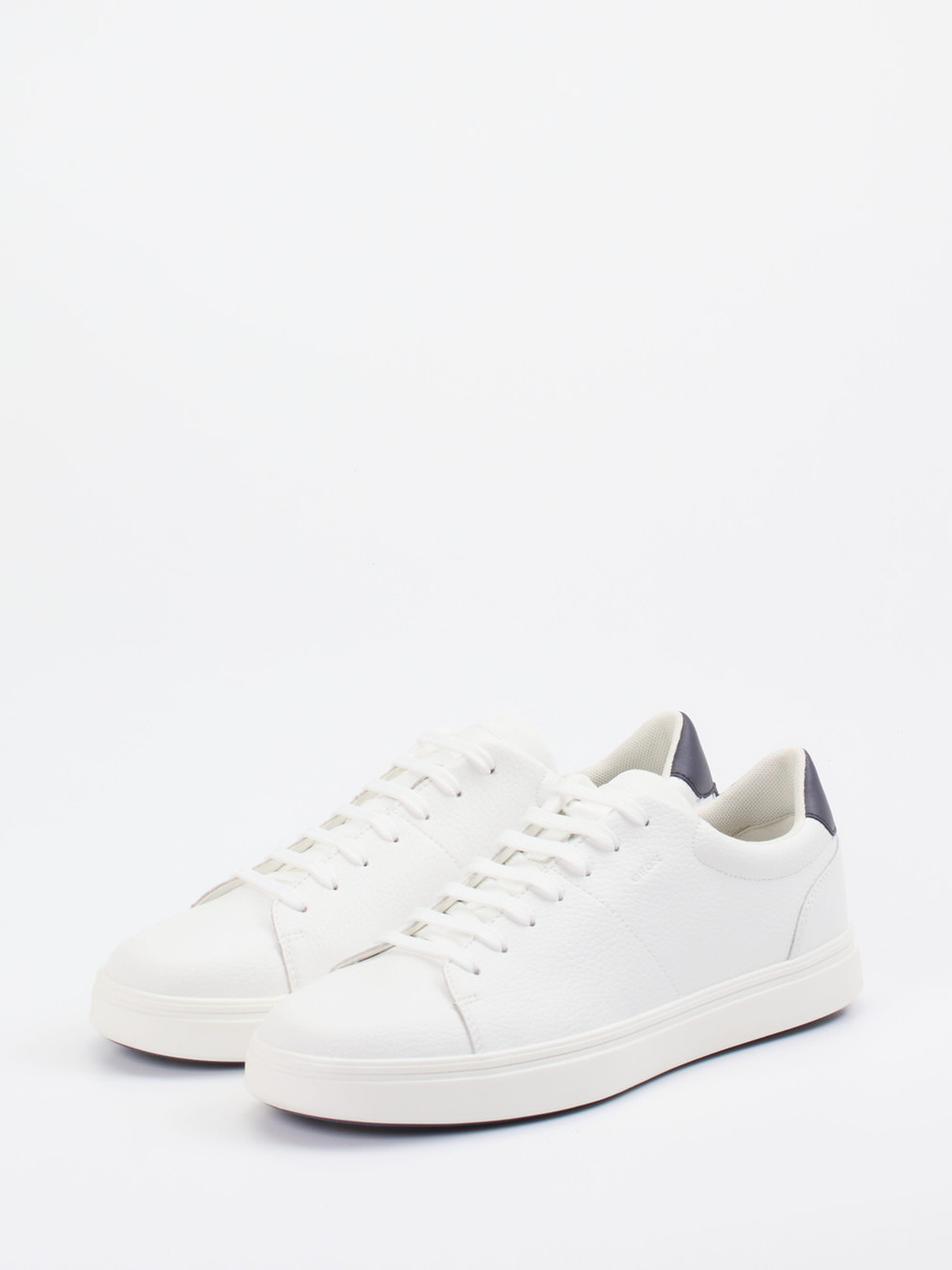 Sneaker weiß 4661799051302