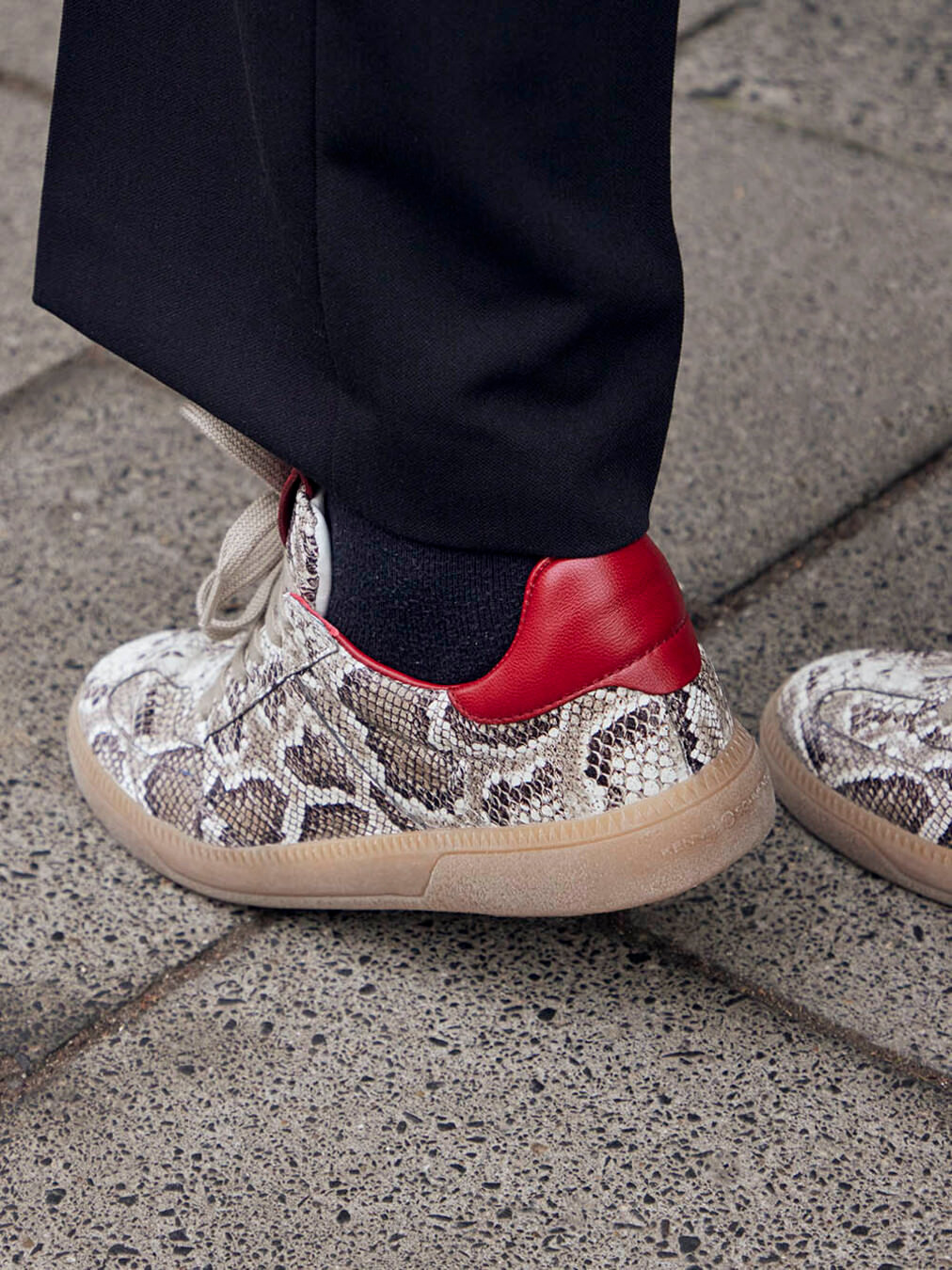 Sneaker beige 1661325000102