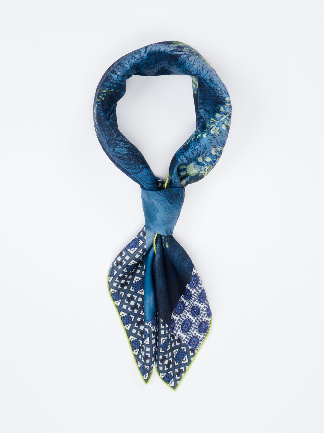 Schal grün 9321691000206