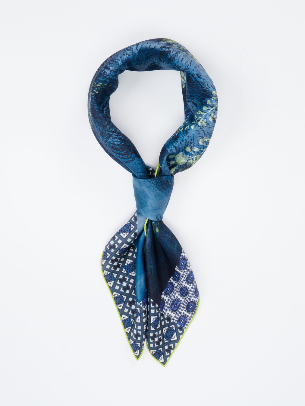 Schal grün 9321691000206