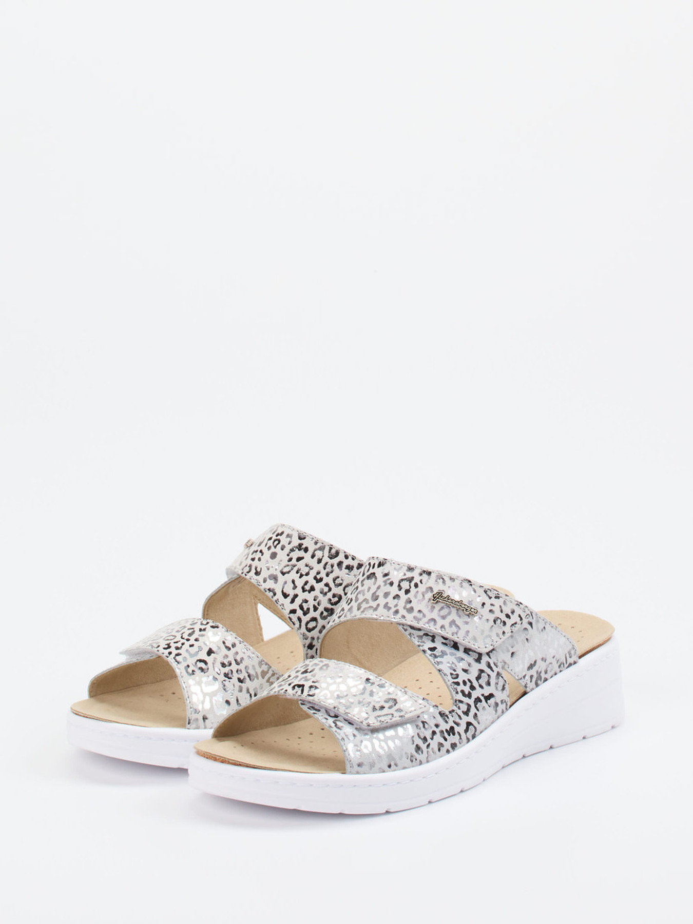 Pantolette grau 2153494000102