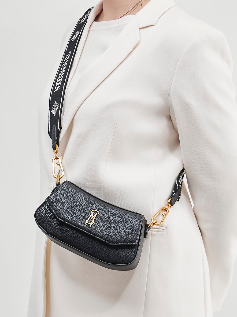 Umhängetasche schwarz 9392009008206