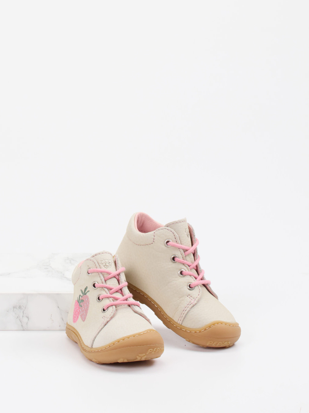 Schnürschuh weiß 6705739000104