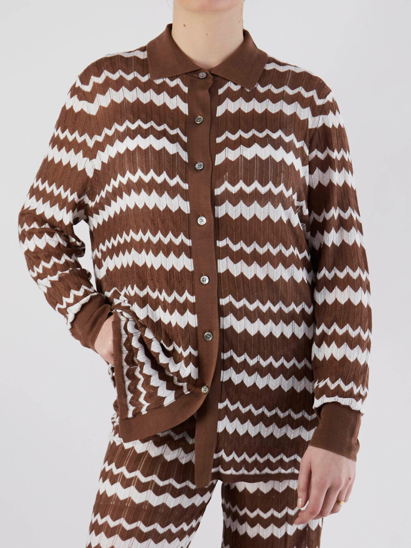 Strickjacke braun 9340207000106