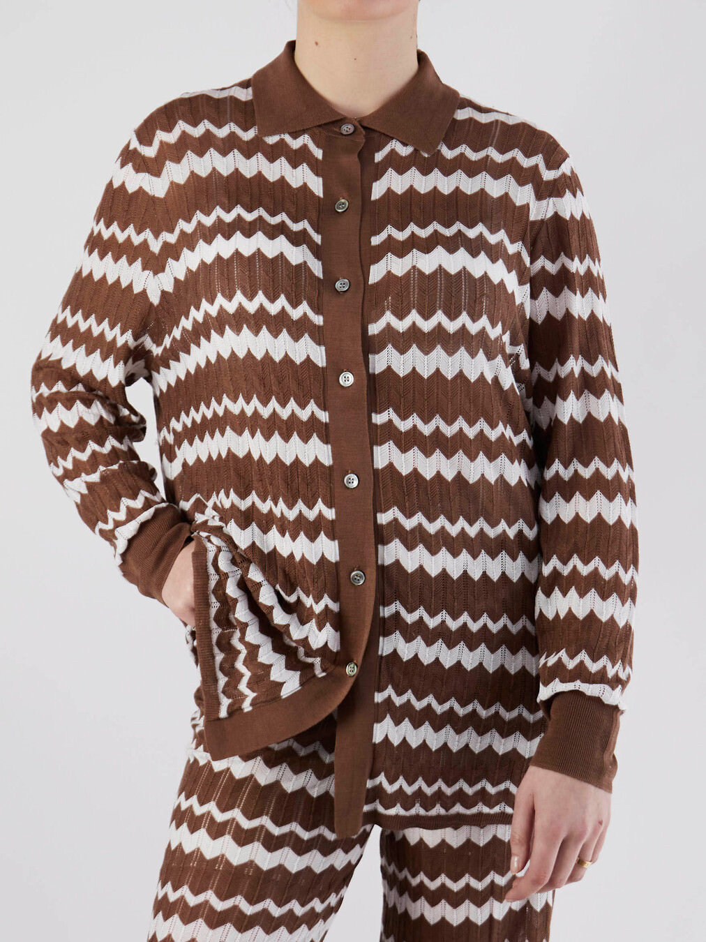 Strickjacke braun 9340207000106
