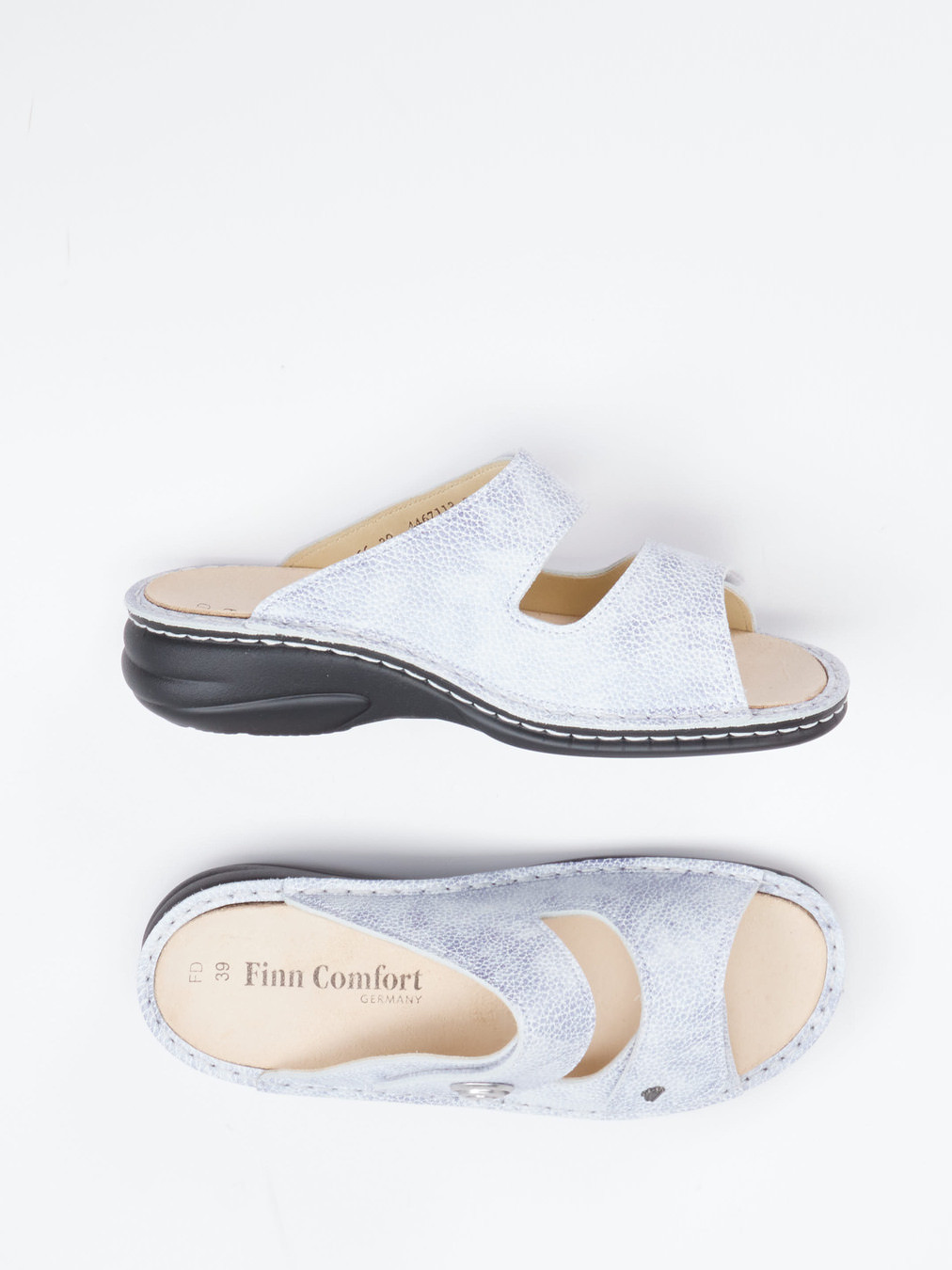 Pantolette blau 2153199000404