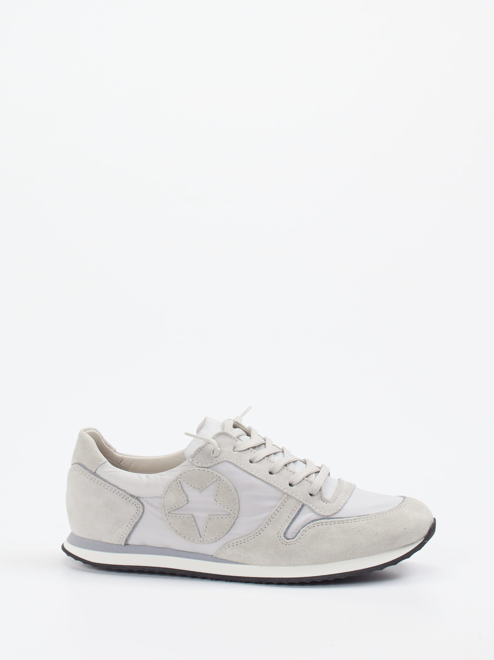 Sneaker TRAINER grau 1661499005601