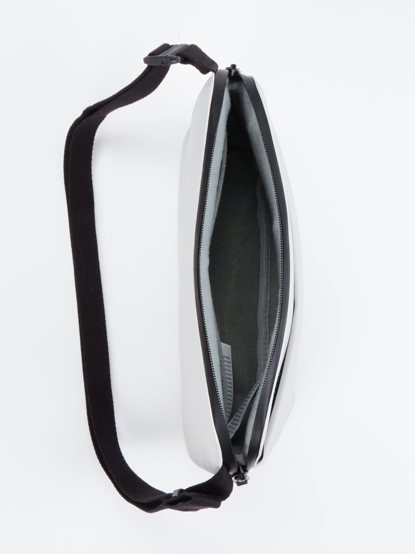 Handtasche grau 9300459000104