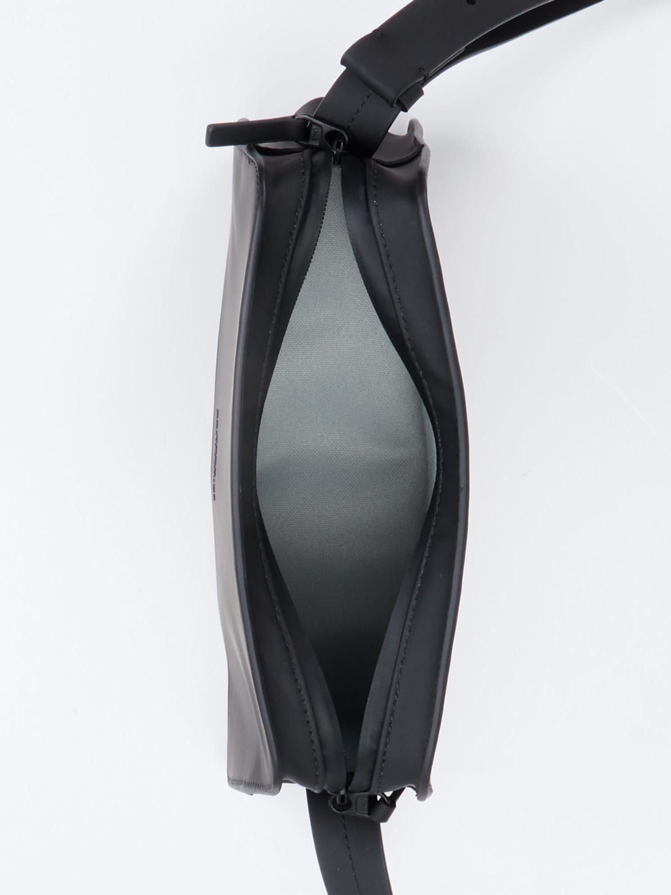 Umhängetasche schwarz 9301009003904