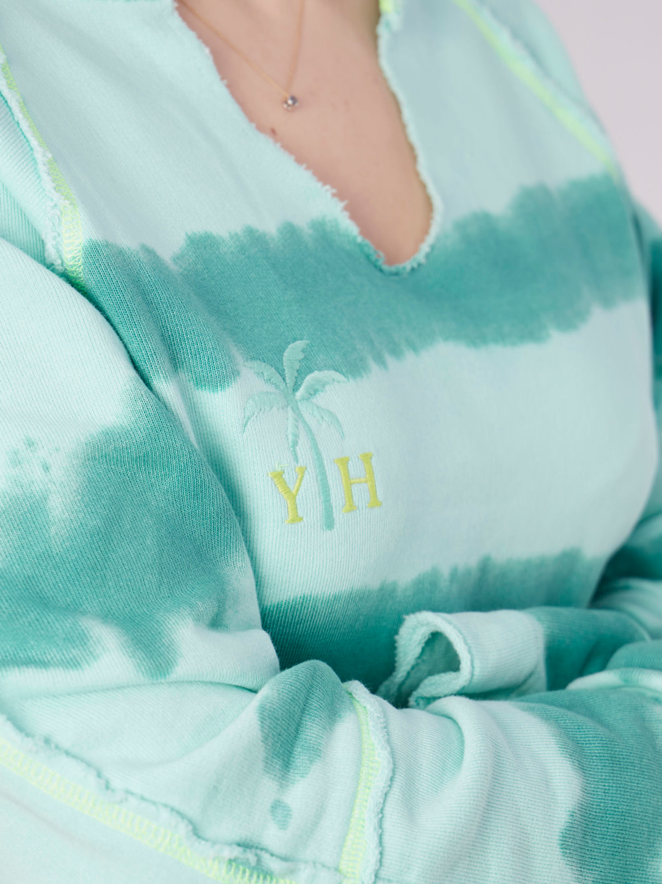 Pullover grün 9341696000102