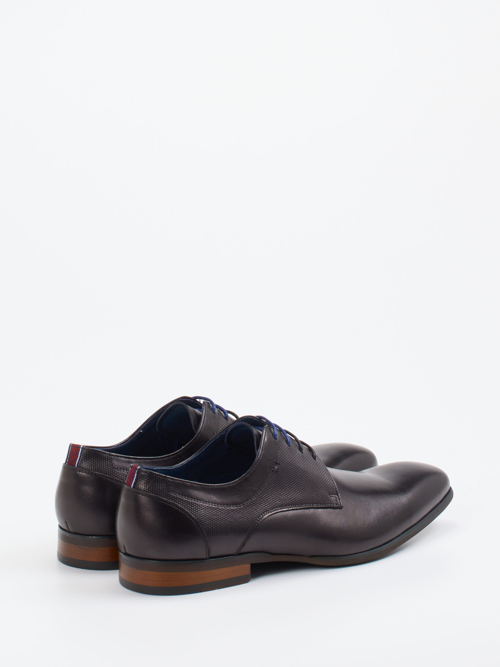 Schnürschuh schwarz 4610009126103