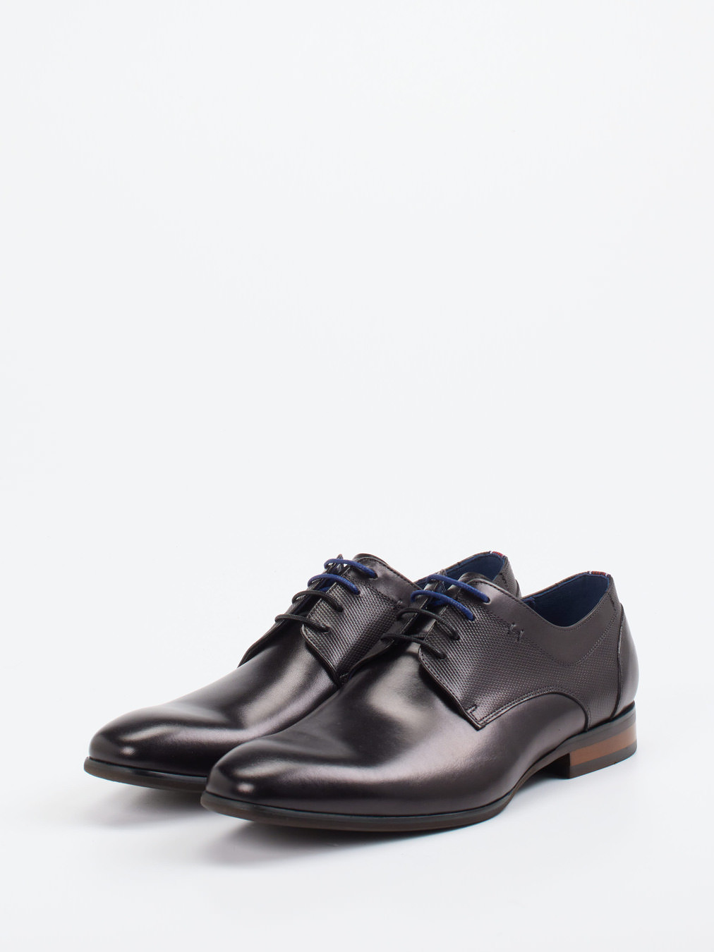 Schnürschuh schwarz 4610009126102