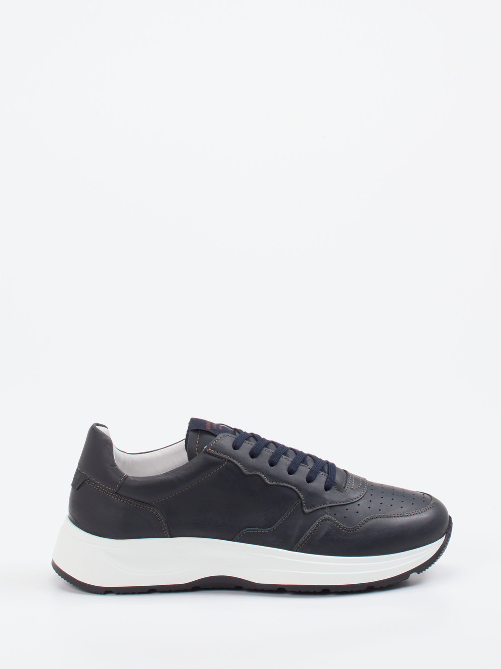 Sneaker schwarz 4661009067901