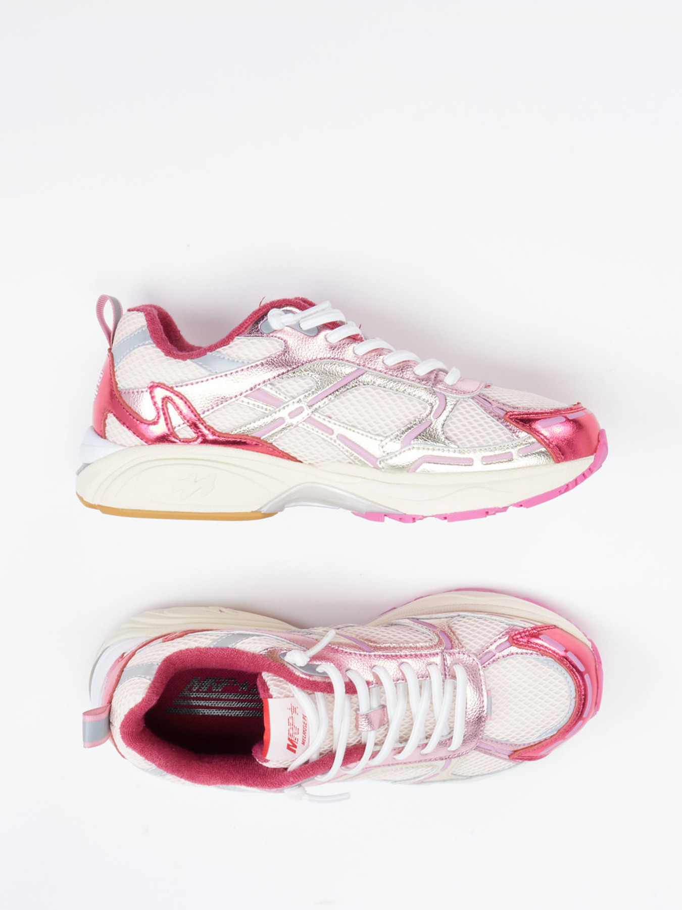 Sneaker rot 1663509001604