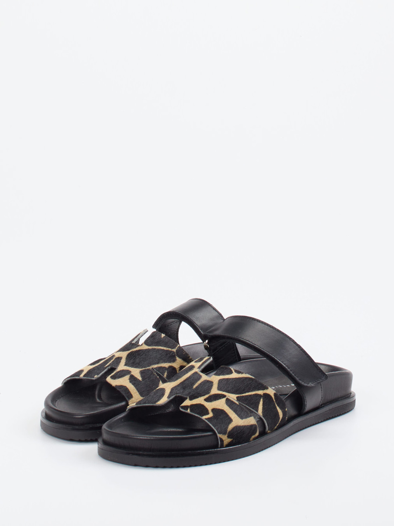 Pantolette schwarz 1101002000402