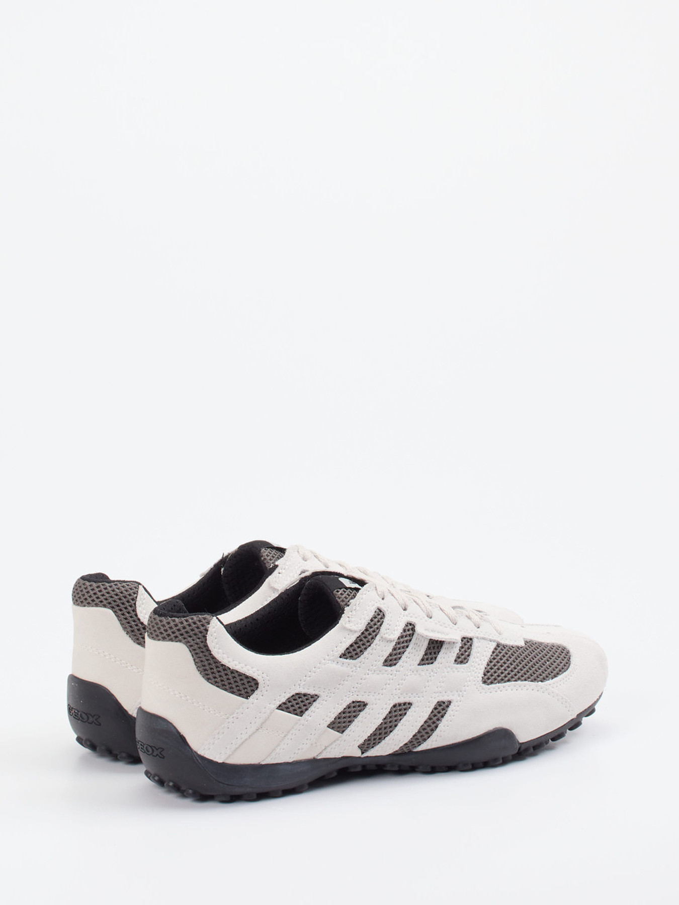 Sneaker weiß 4661749000303