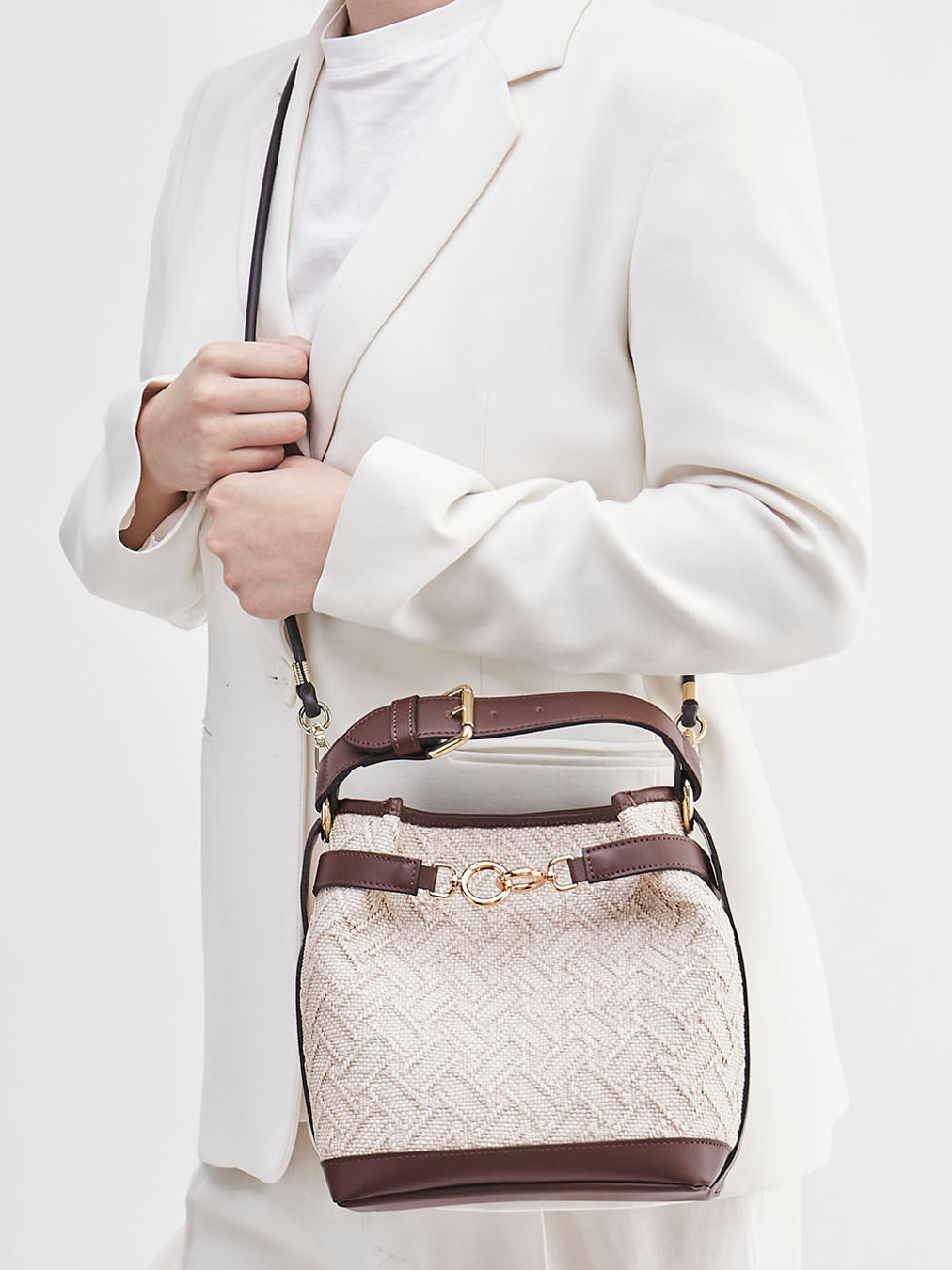 Umhängetasche beige 9392359002106
