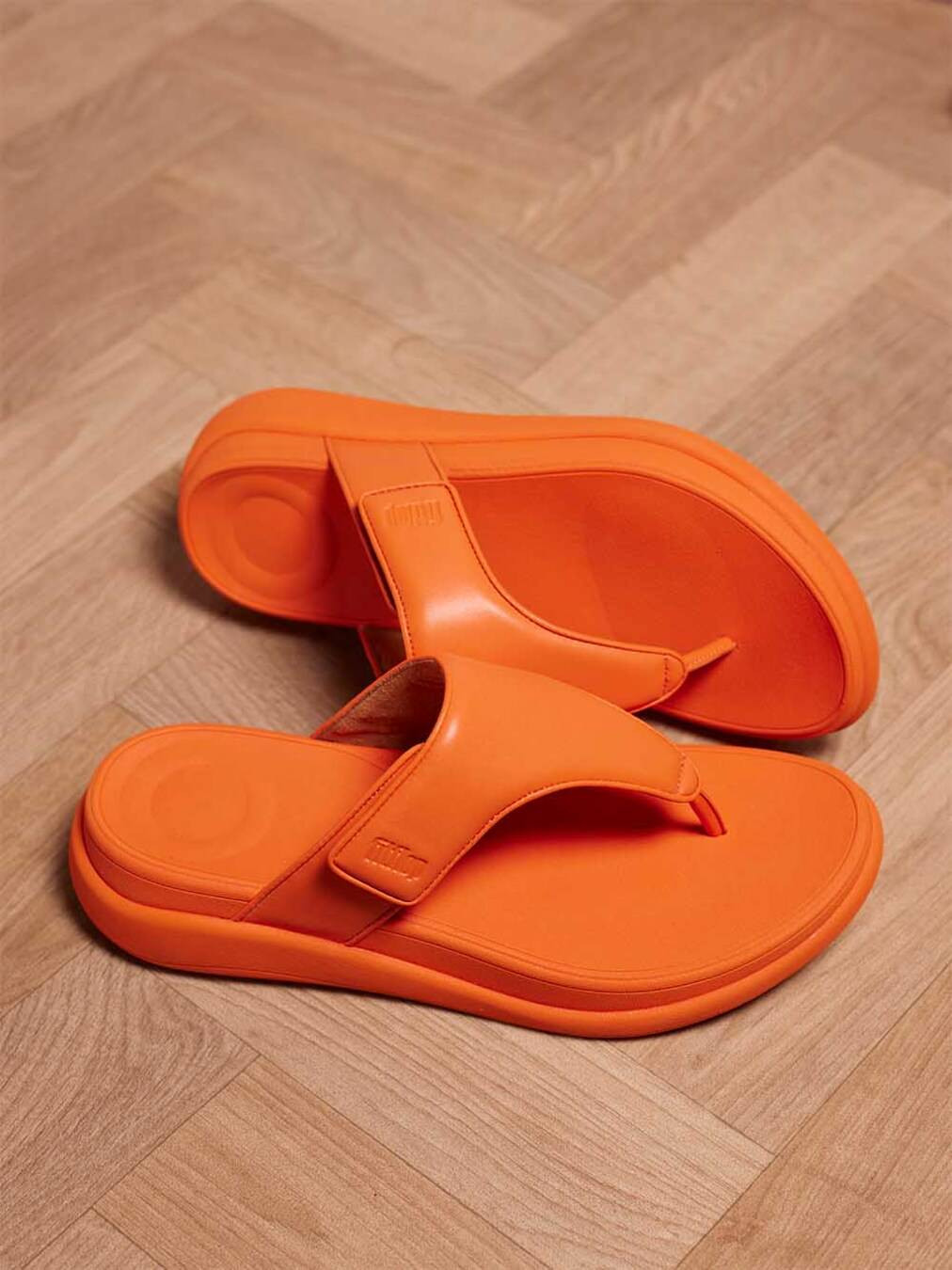 Zehentrenner orange 2141579000102