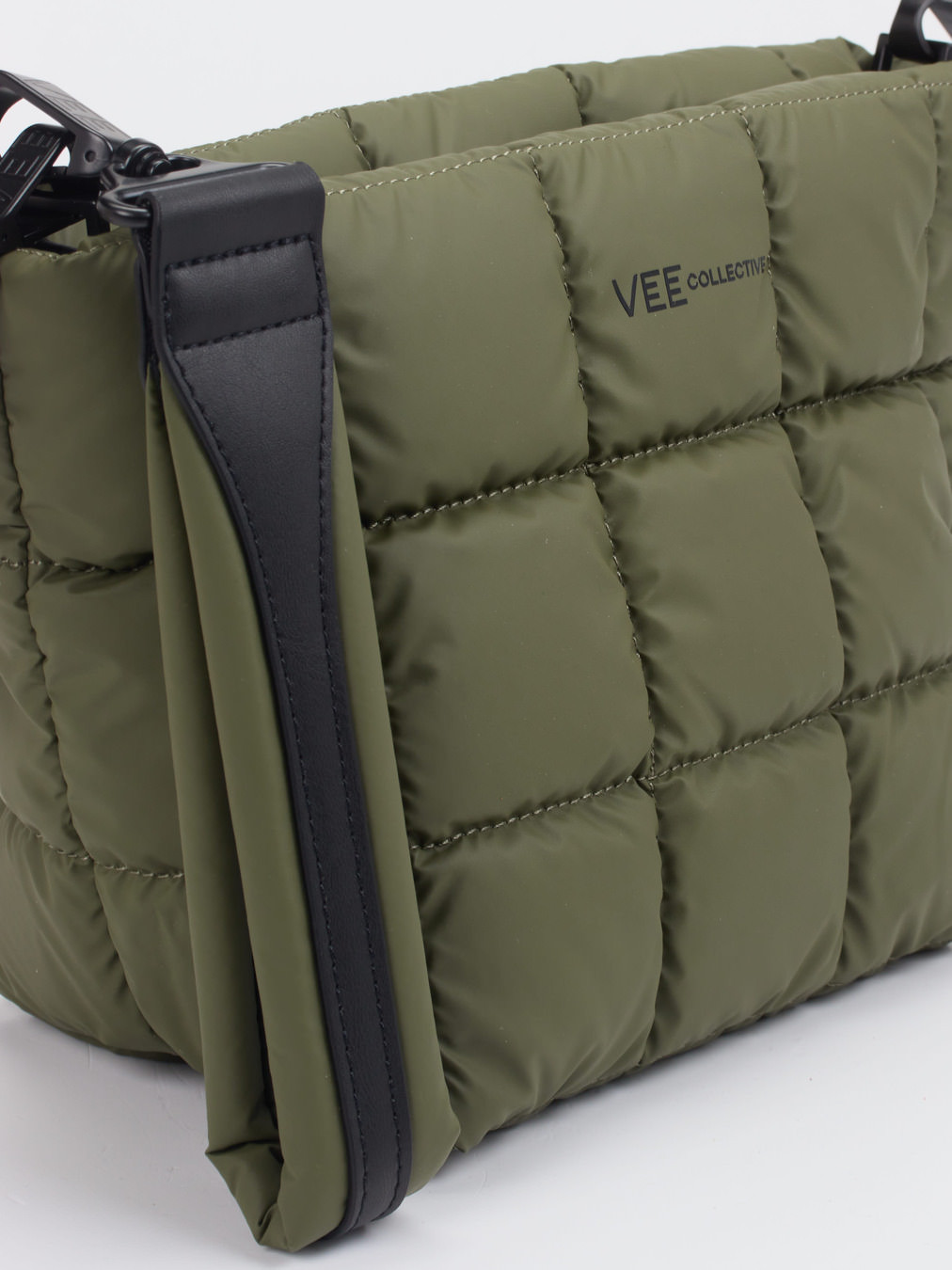 Clutche & Abendtasche grün 9305629000405