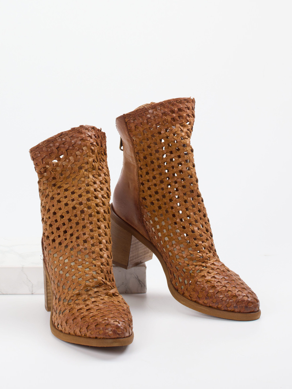 Stiefelette beige 1739389000104