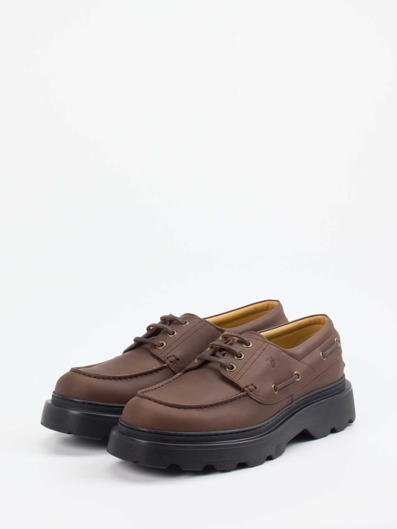 Schnürschuh braun 4610229043402