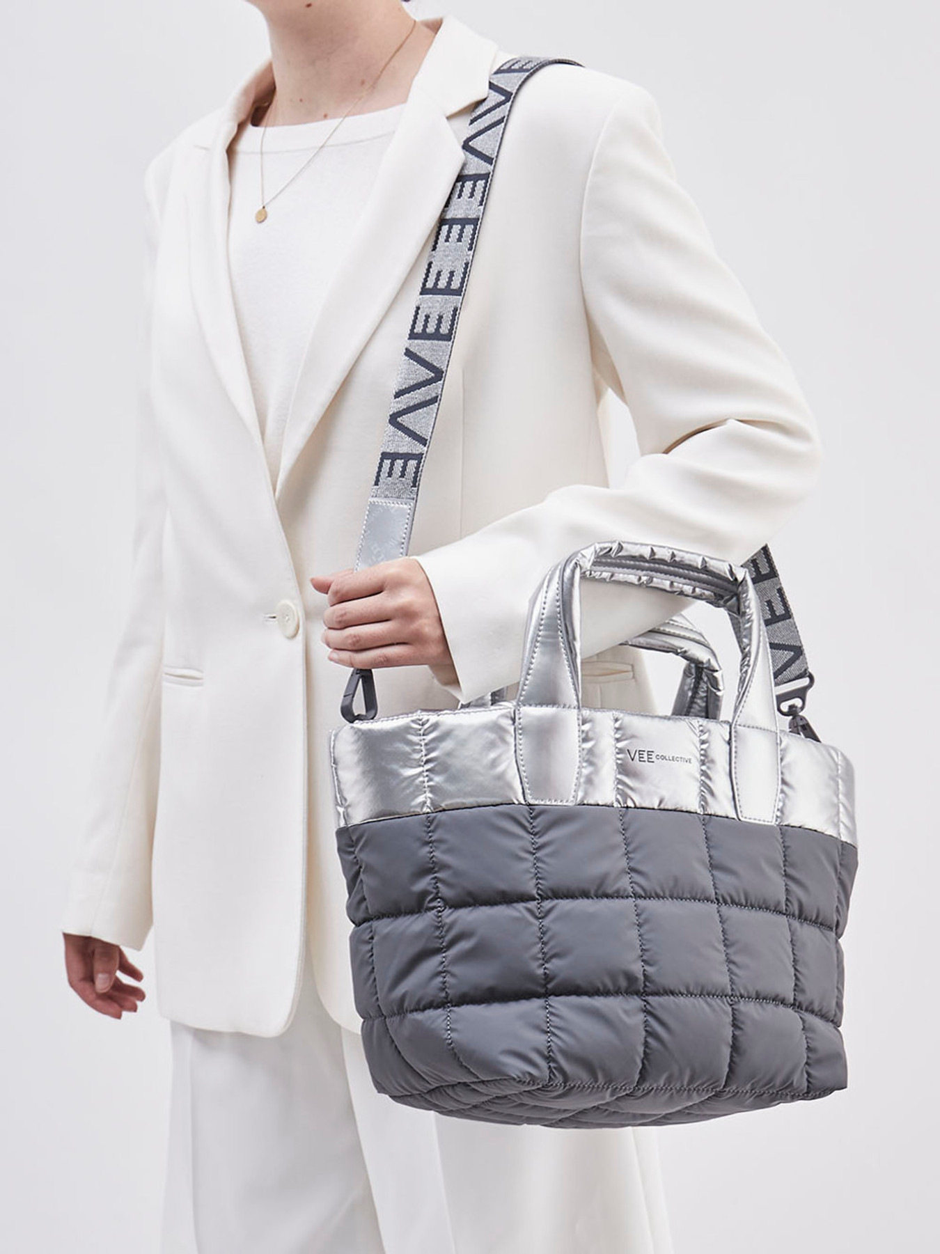 Umhängetasche grau 9392444000106