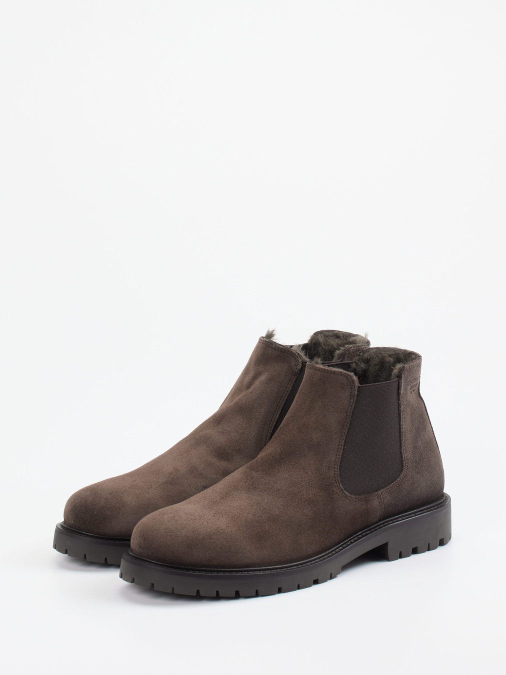 Boot braun 4811229000802