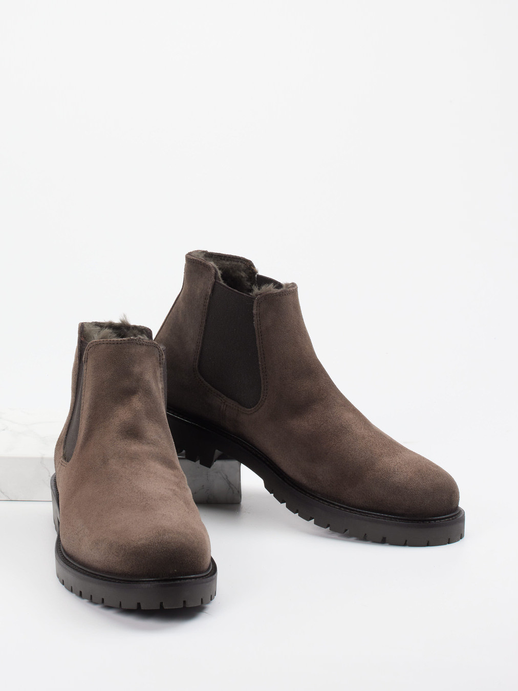 Boot braun 4811229000804