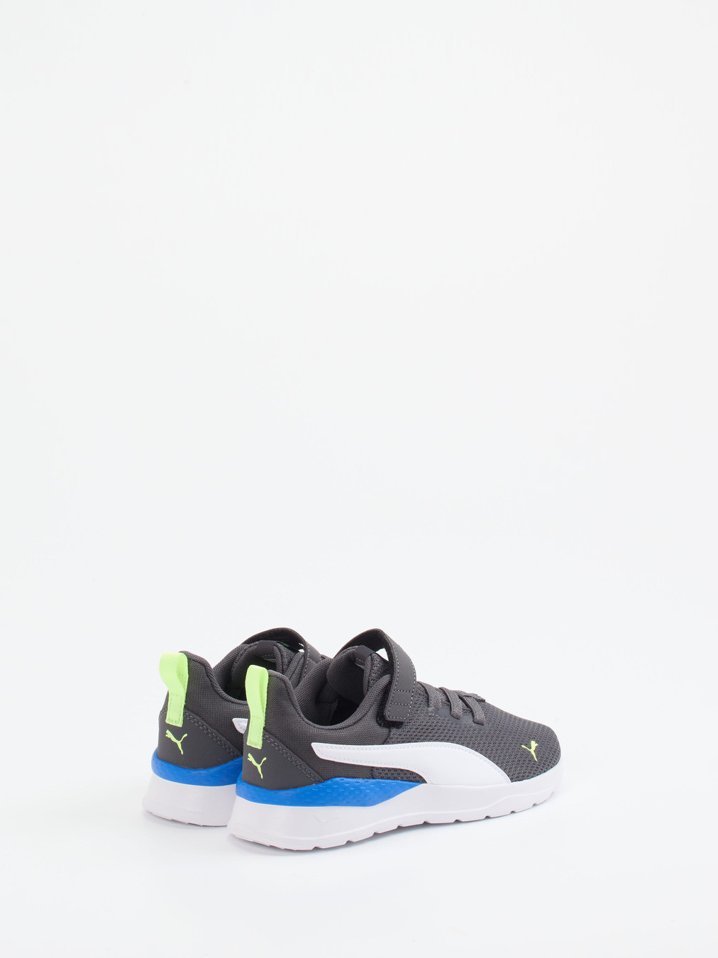 Sneaker grau 8667409000803