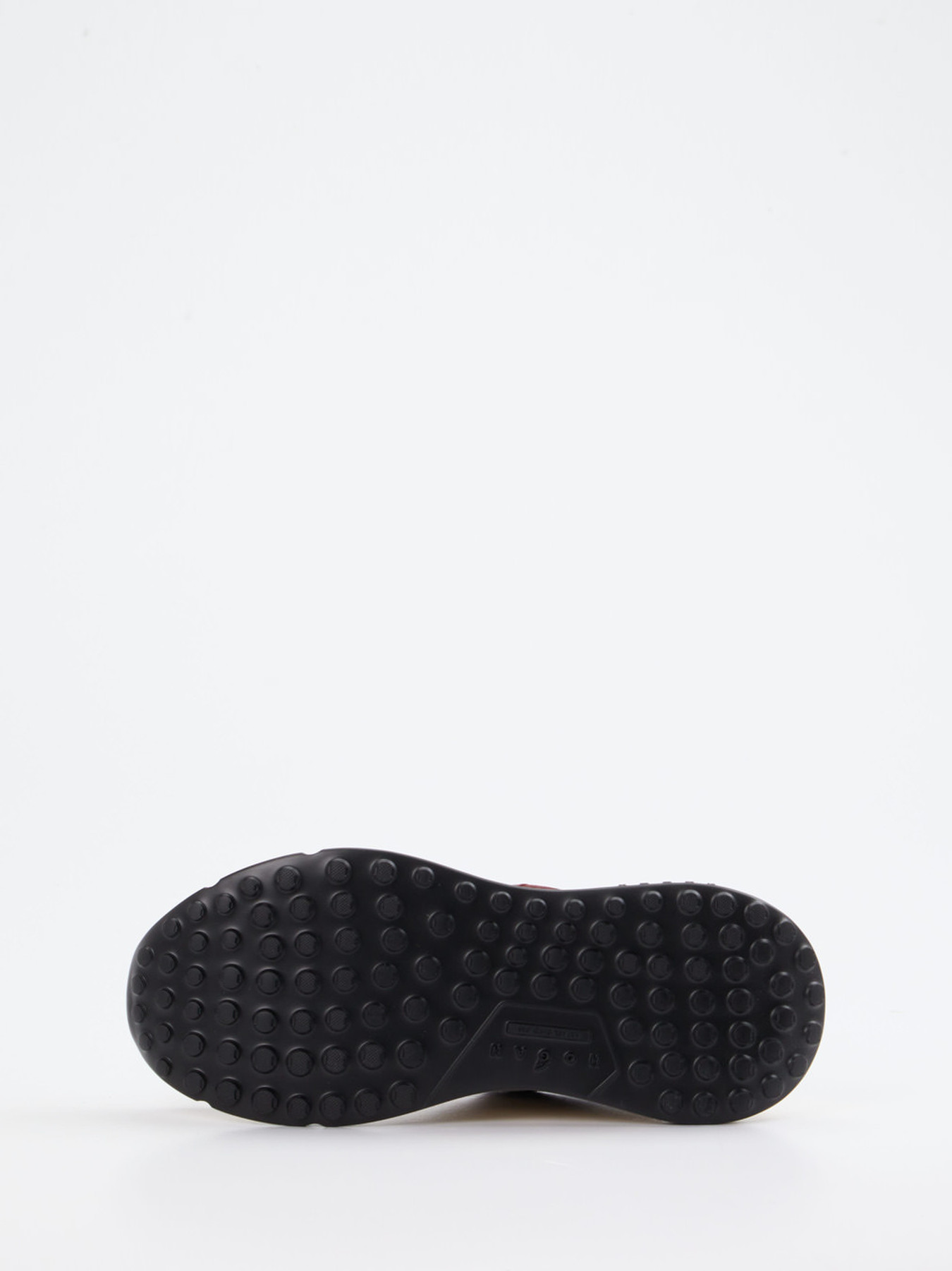 Sneaker rot 1665507000105