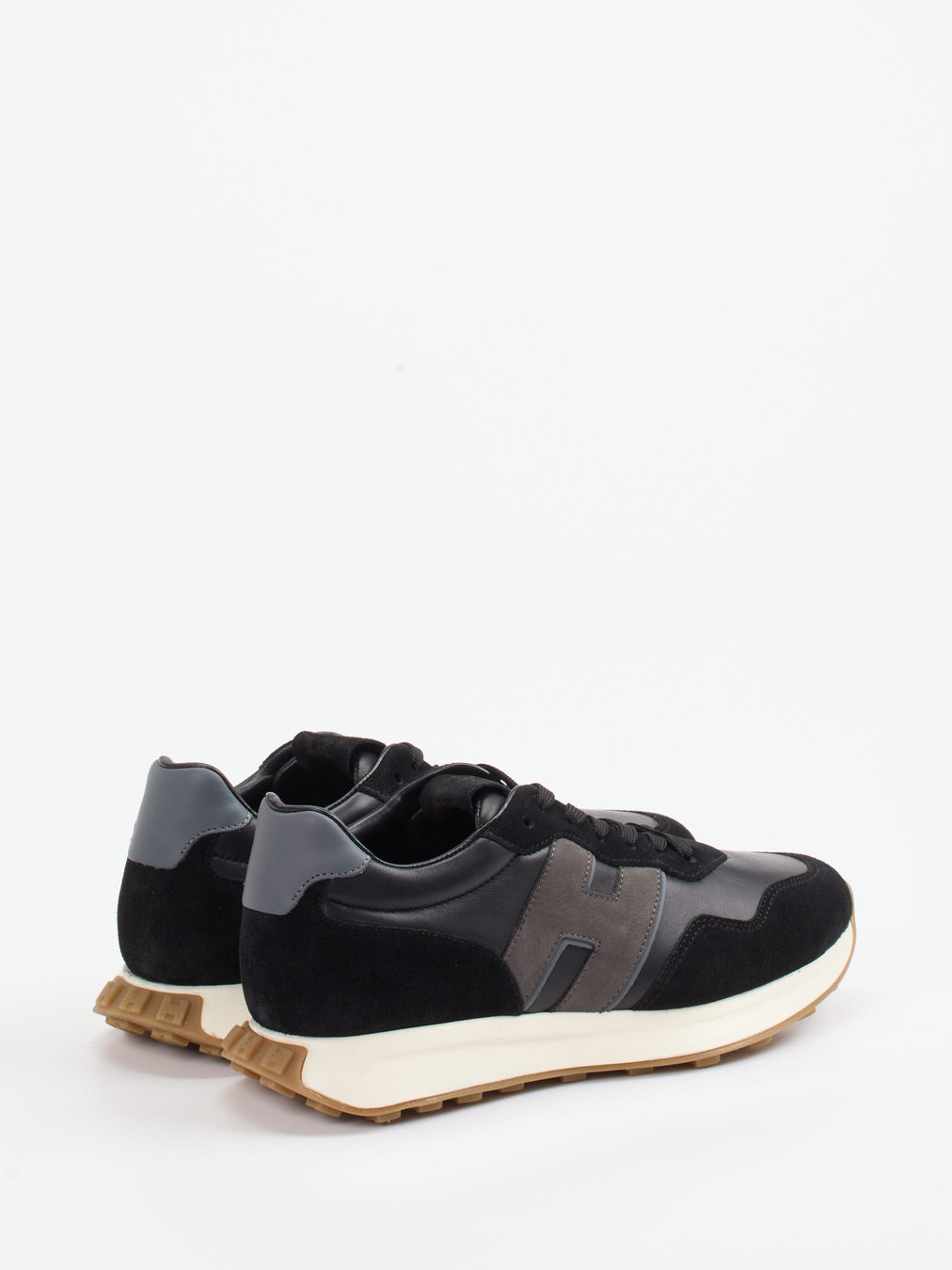 Sneaker schwarz 4661009068303