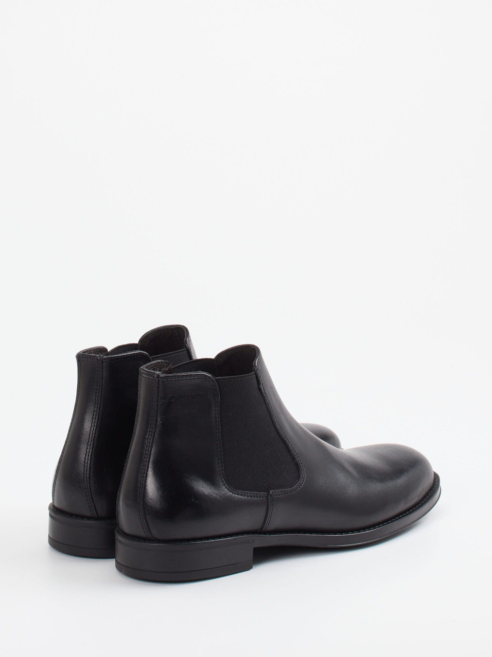 Boot schwarz 4711009024603