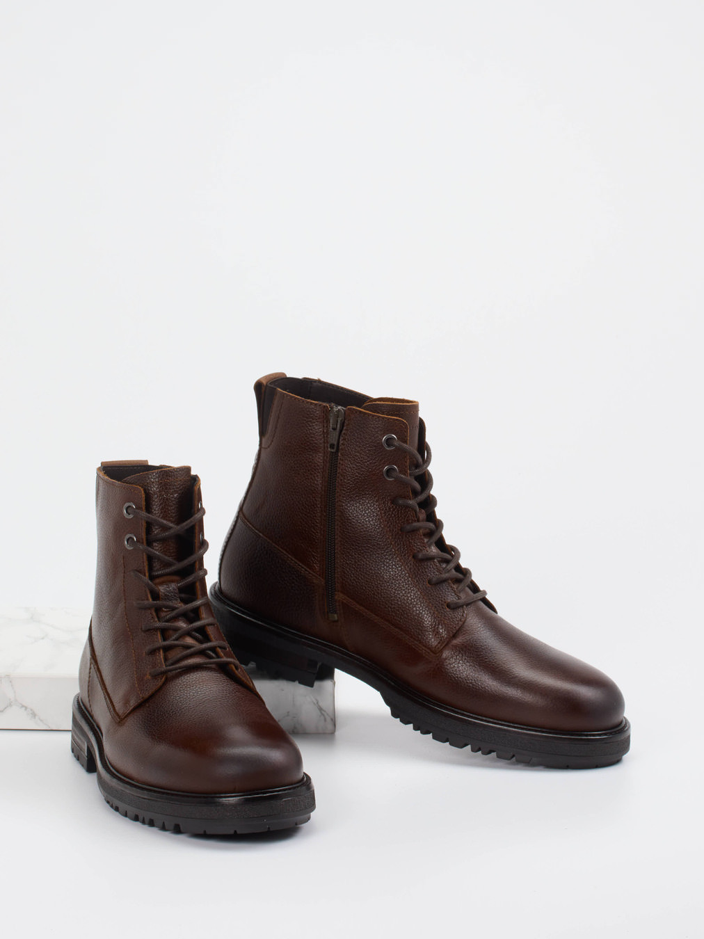 Boot braun 4701289057404