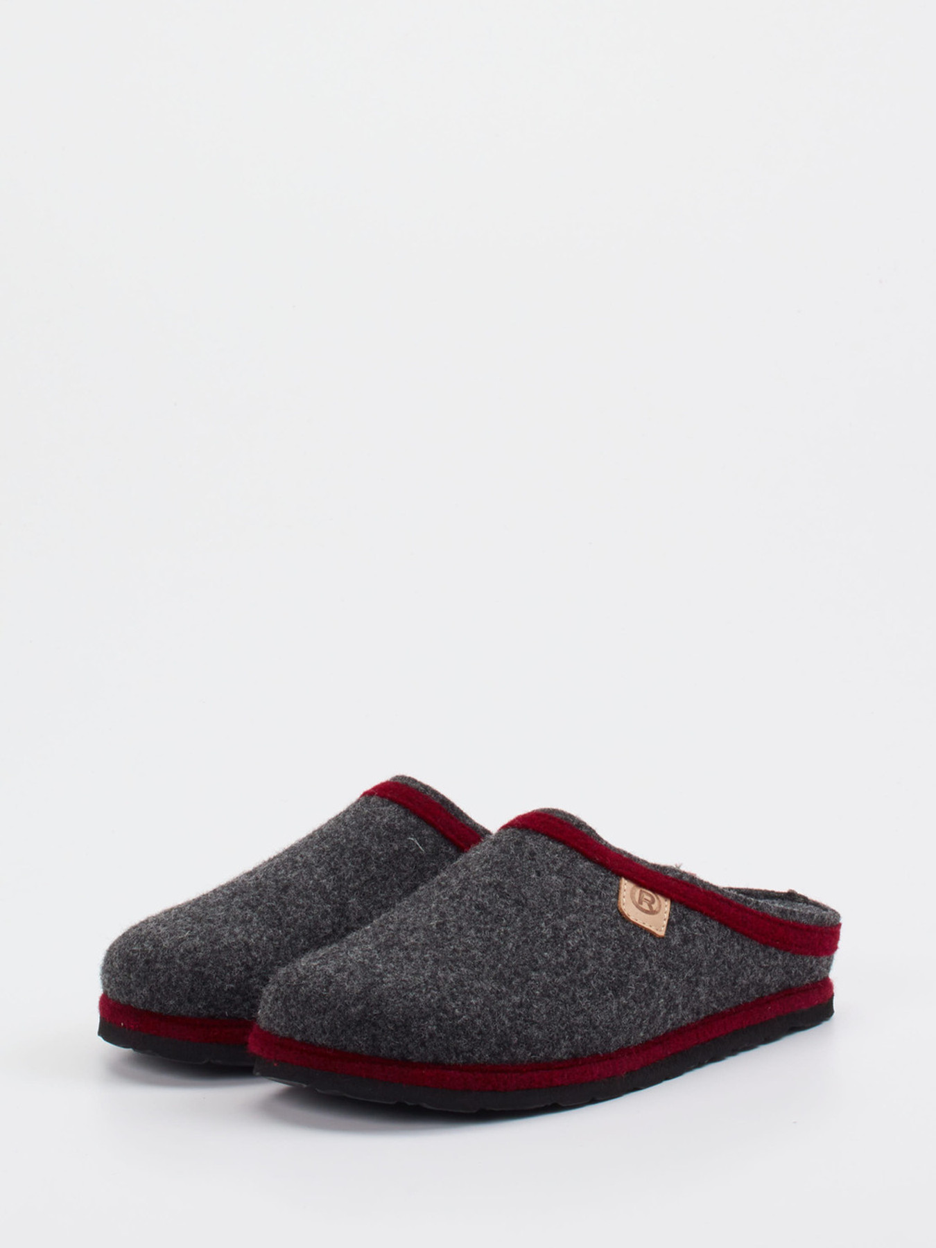 Hausschuh grau 7163405001602