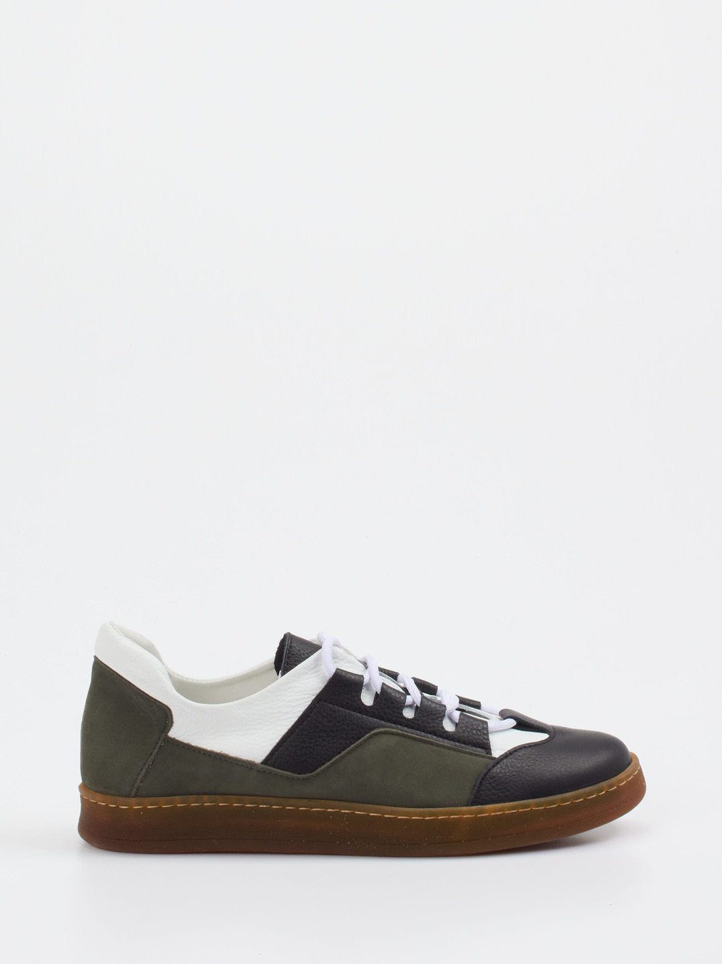 Sneaker schwarz 1661006000401