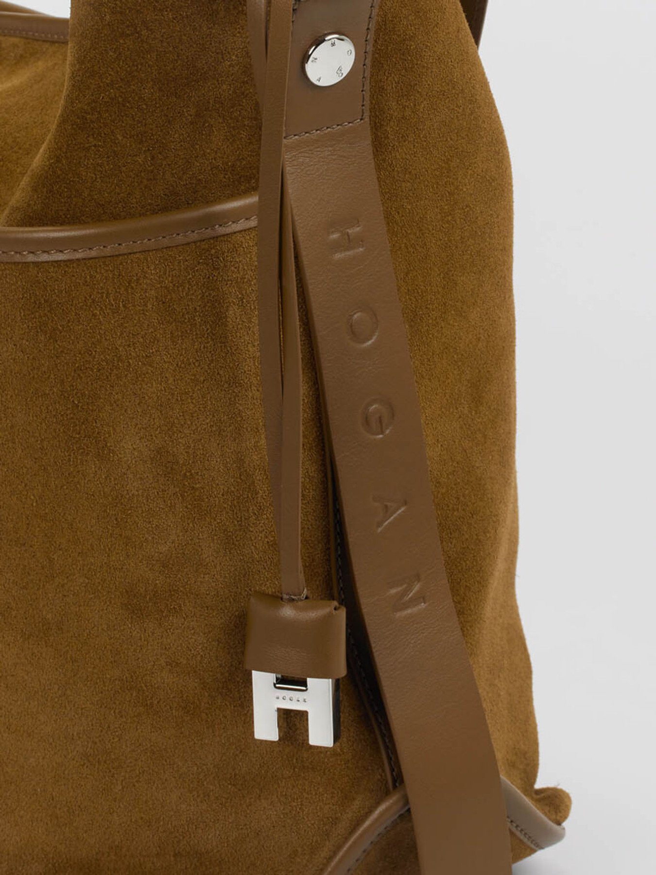 Schulter-/ Umhängetasche braun 9392289002105