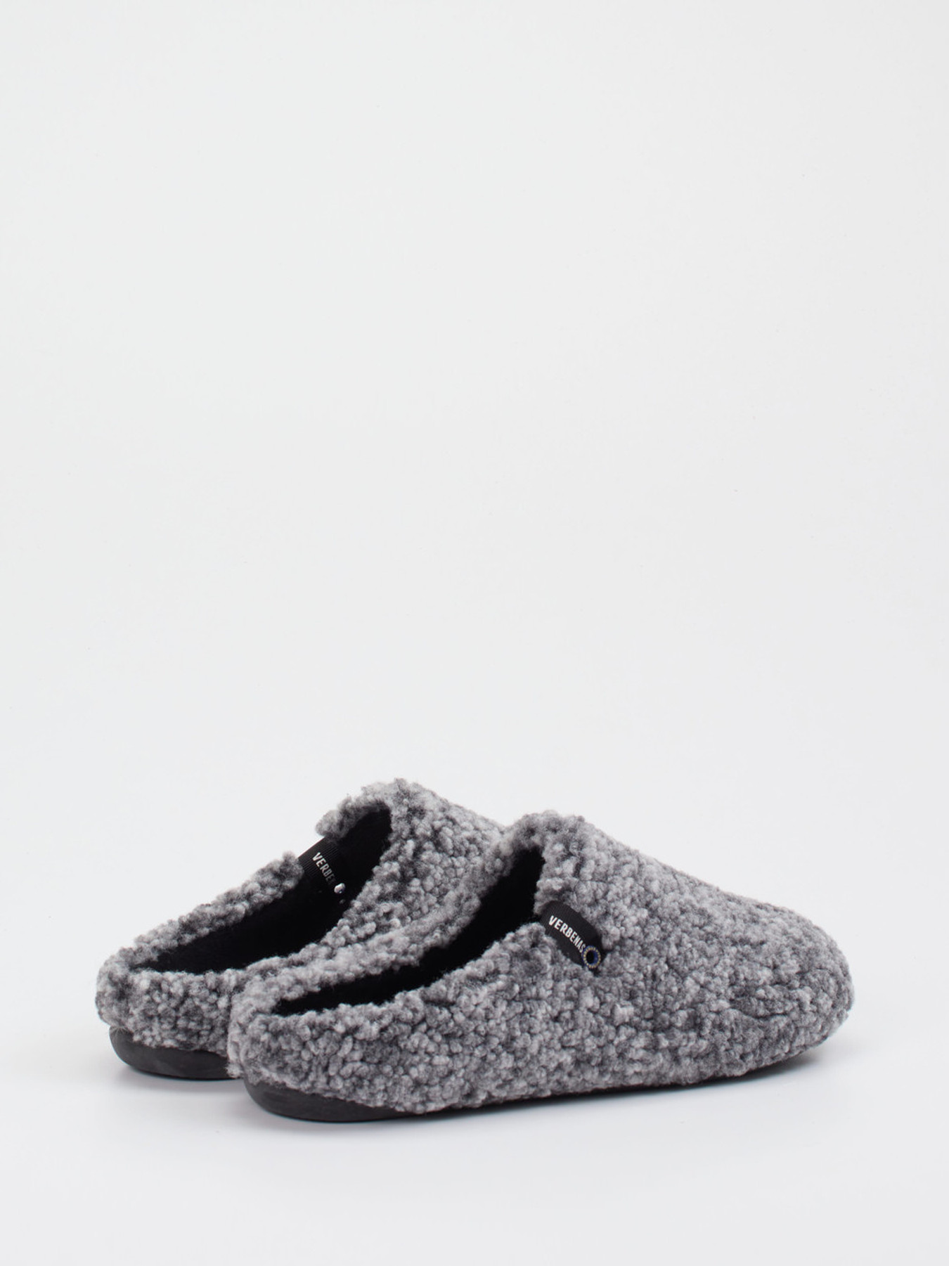 Pantolette grau 7463459001903