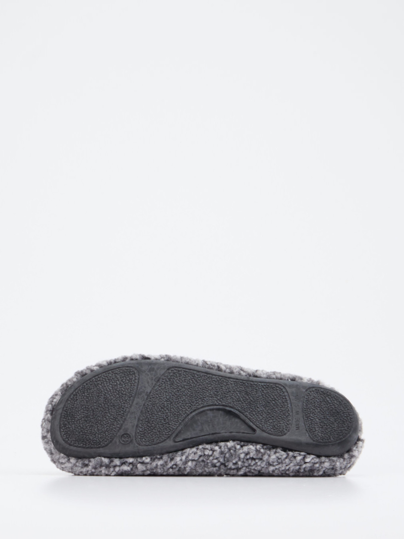 Pantolette grau 7463459001905