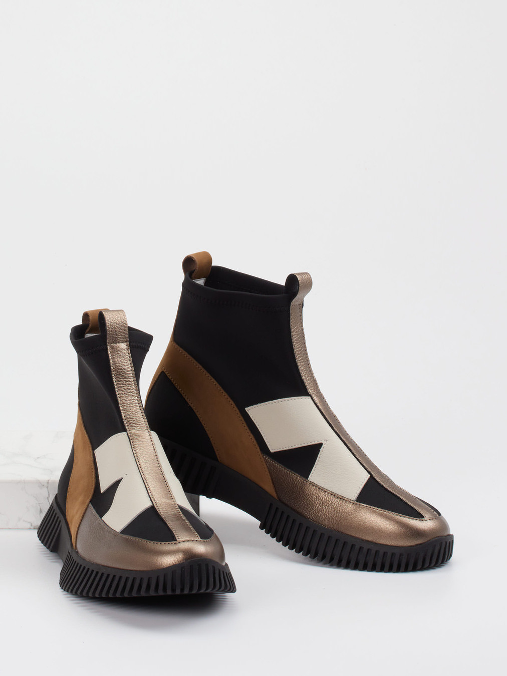 Stiefelette schwarz 1713027000104