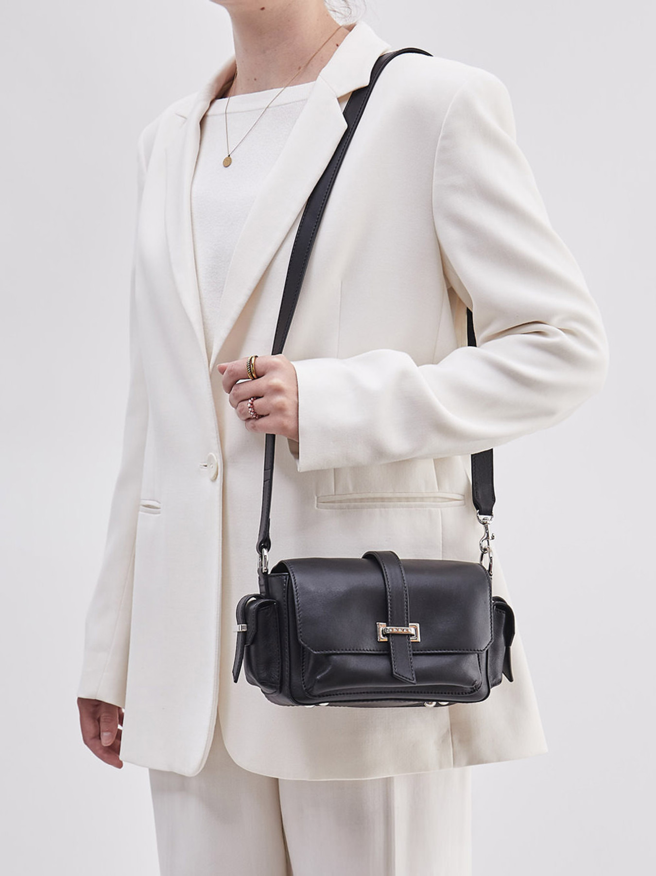 Umhängetasche schwarz 9391009007606