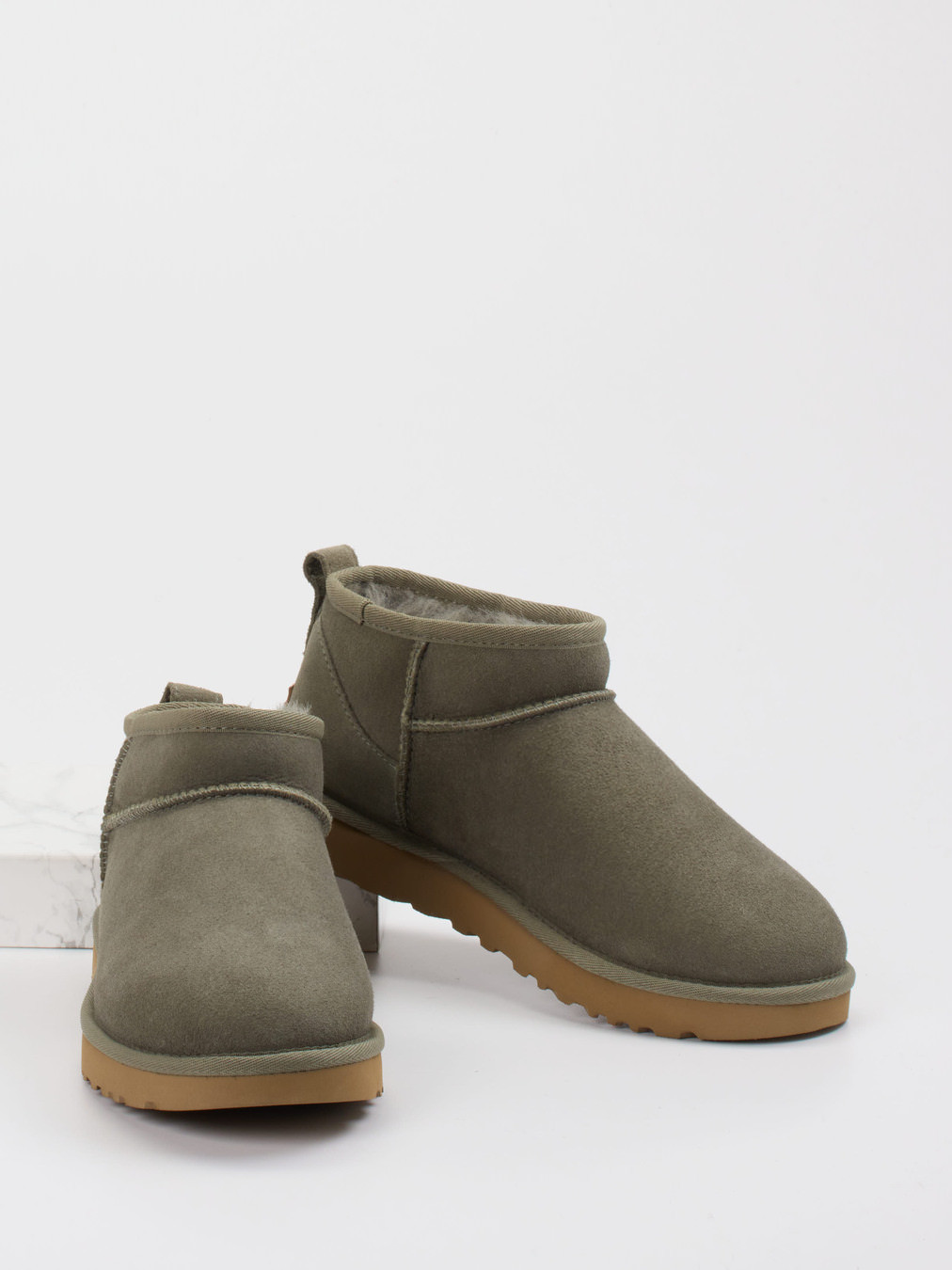 Stiefelette Classic Ultra Mini grün 1811649000104