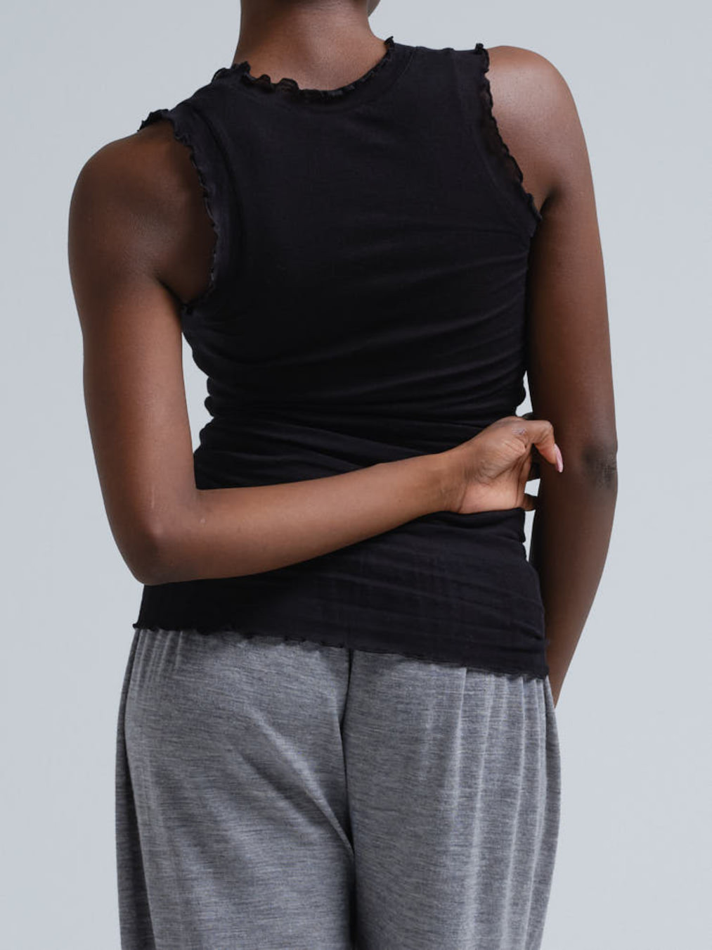 Flounce Tank Top schwarz 9352009000101