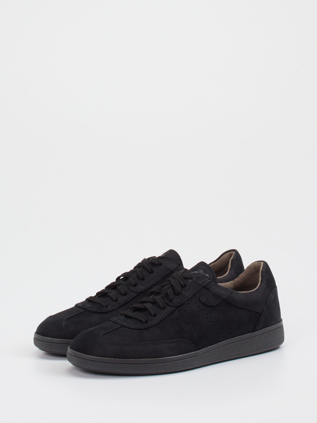 Sneaker schwarz 4661009069902