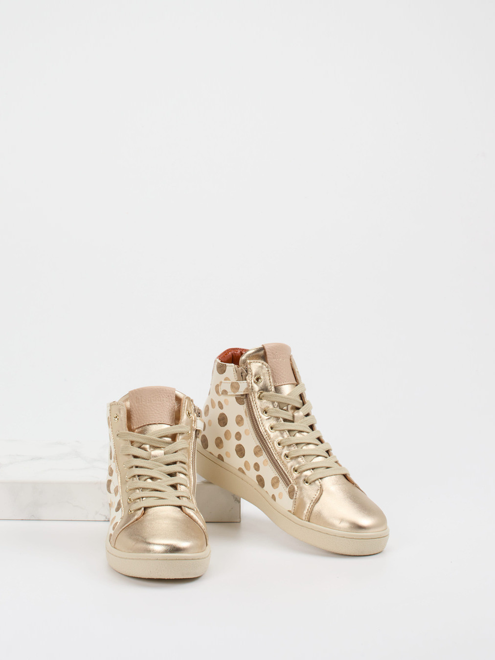 Schnürboot gelb 6700883000104