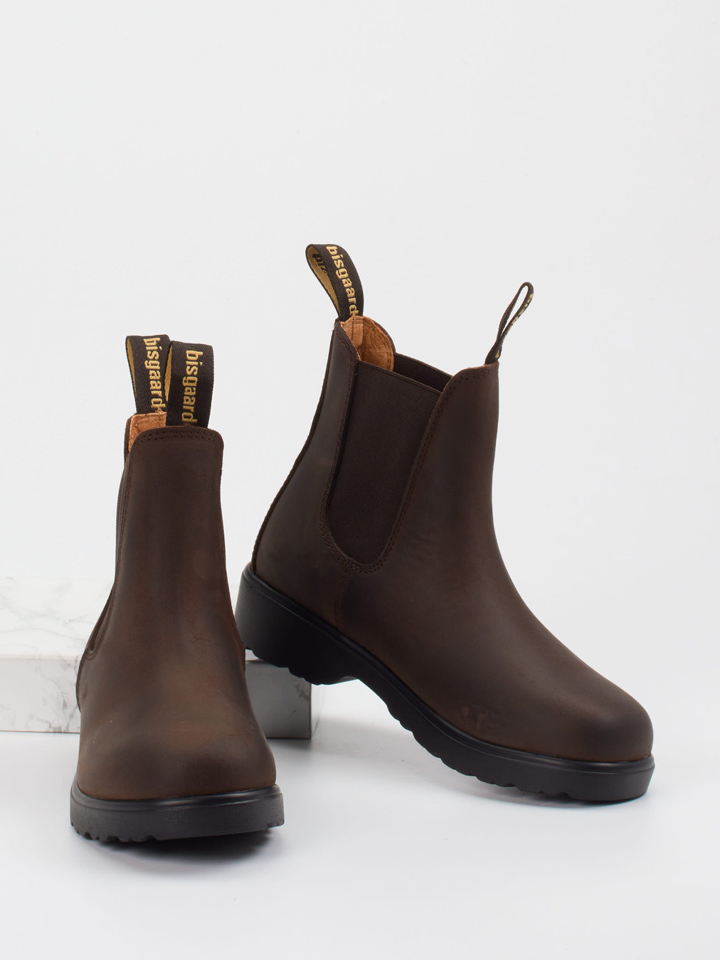 Chelseaboot braun 6710209002304