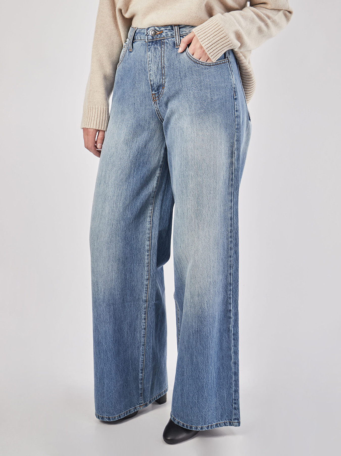 Jeans blau 9350159000106