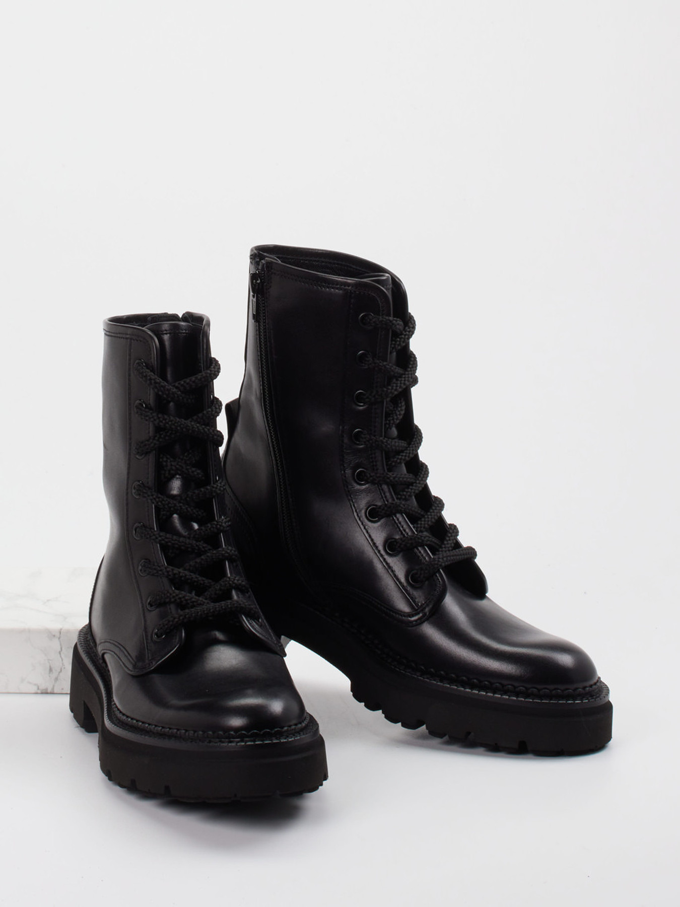 Schnürboot schwarz 1745009001704