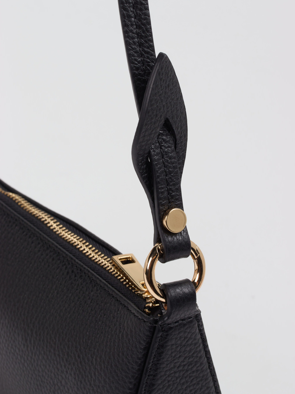 Umhängetasche schwarz 9301009004005