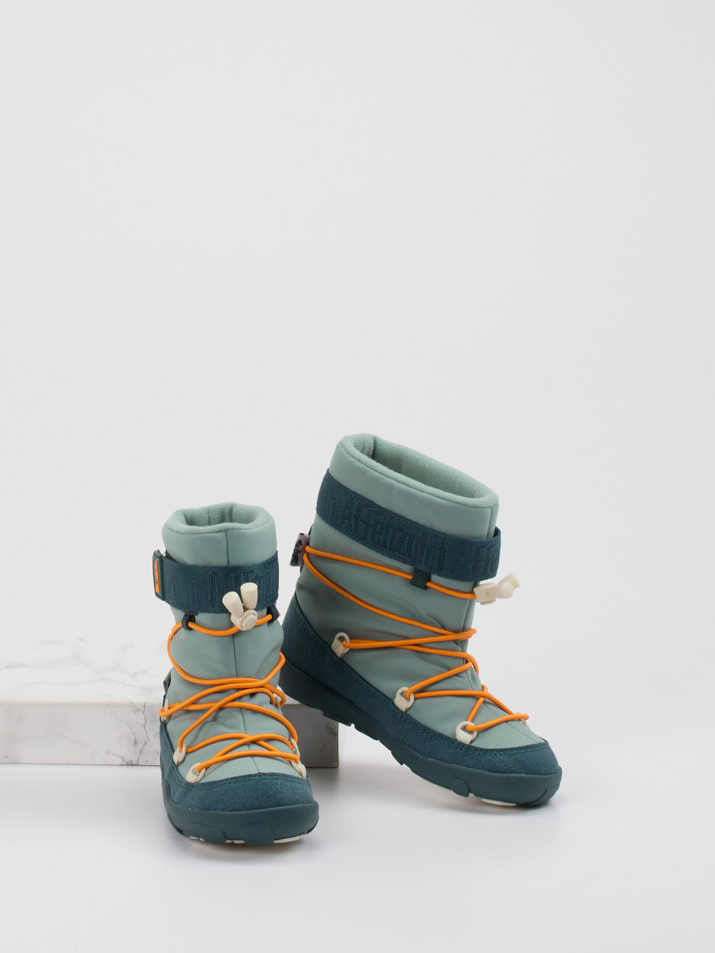 Boot blau 6810175000104