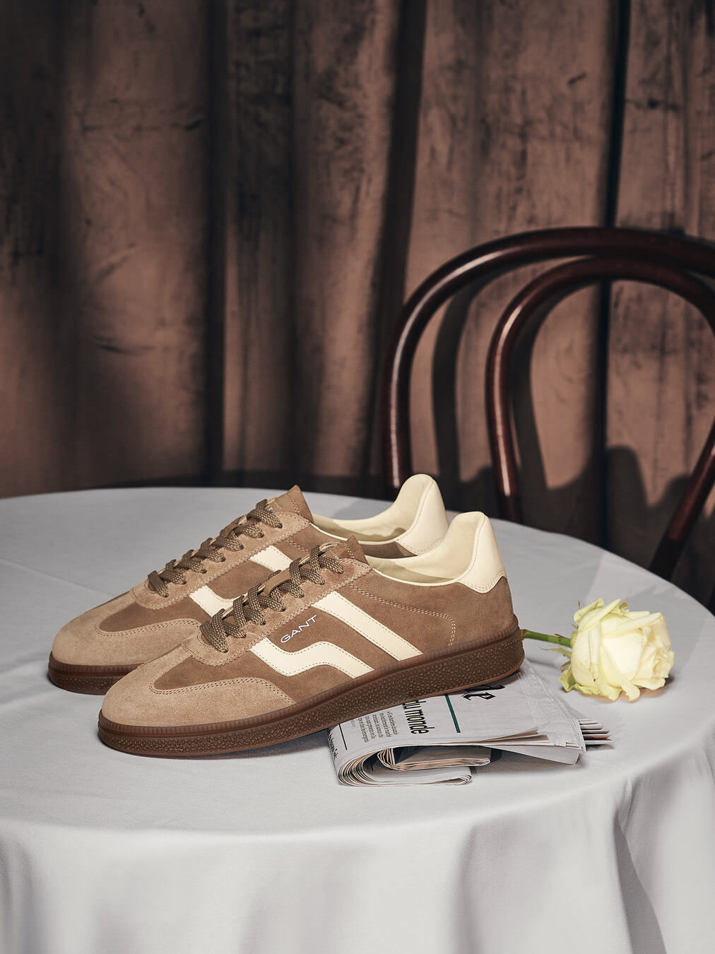 Sneaker braun 4661249011402